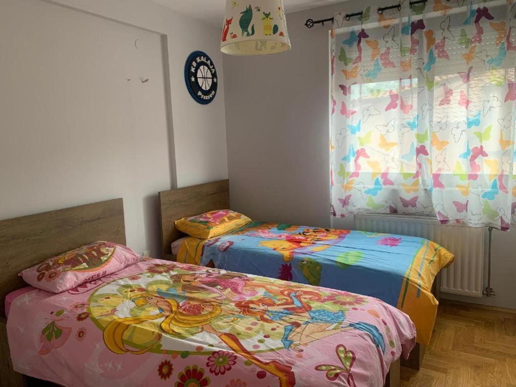 Cozy City Center Apartment พริเซรน ภายนอก รูปภาพ