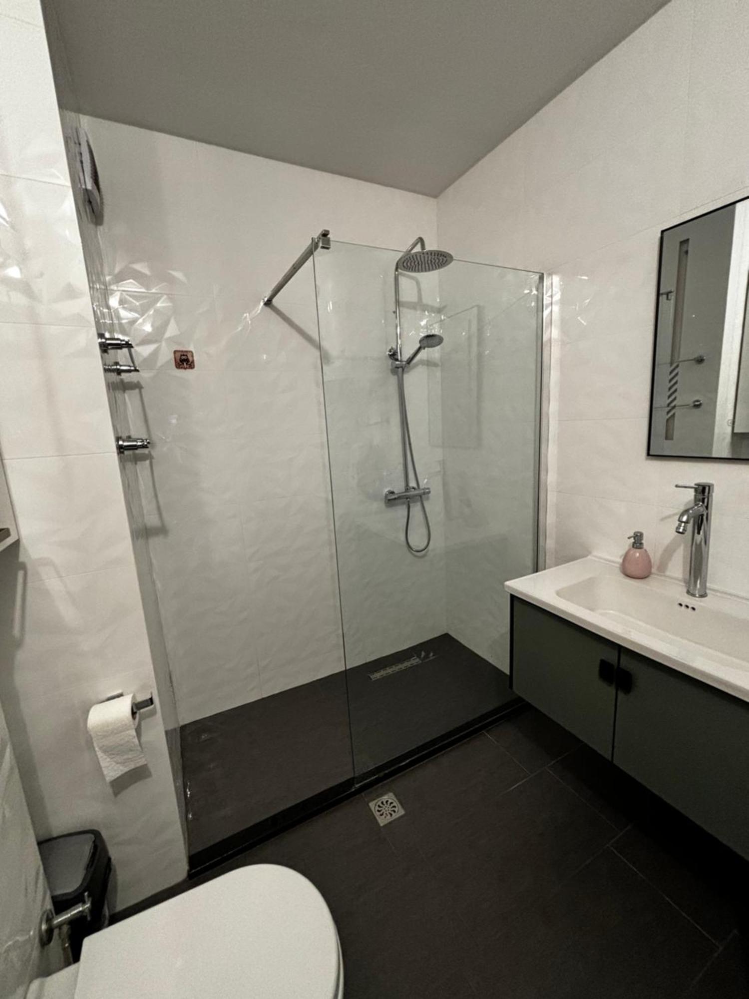 Cozy City Center Apartment พริเซรน ภายนอก รูปภาพ
