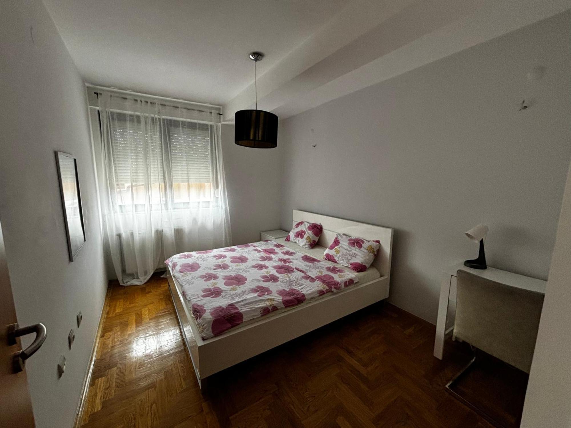 Cozy City Center Apartment พริเซรน ภายนอก รูปภาพ